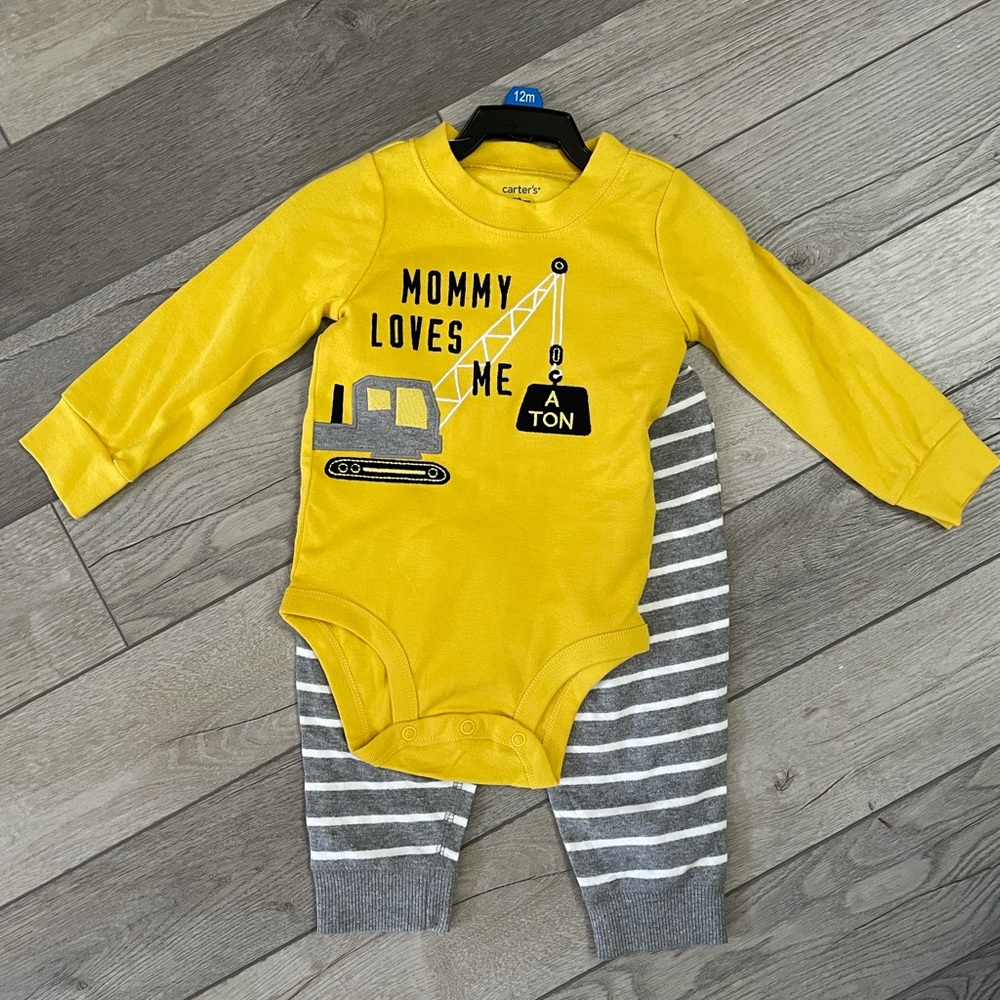 Brand new Carter’s suit pant set